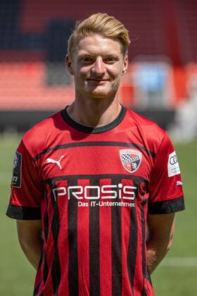 Maximilian Neuberger (38, FCI) ; FC Ingolstadt 04; 3.Liga, Porträttermin 2022 2023, 3. Liga - FC Ingolstadt 04 Saison 2022 2023