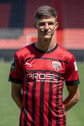 Merlin Röhl (34, FCI) ; FC Ingolstadt 04; 3.Liga, Porträttermin 2022 2023, 3. Liga - FC Ingolstadt 04 Saison 2022 2023