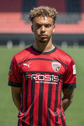 Hawkins Jalen (20 FCI) ; FC Ingolstadt 04; 3.Liga, Porträttermin 2022 2023, 3. Liga - FC Ingolstadt 04 Saison 2022 2023
