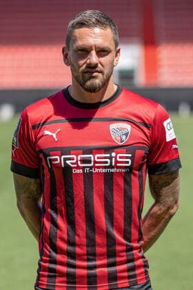 Pascal Testroet (37, FCI) ; FC Ingolstadt 04; 3.Liga, Porträttermin 2022 2023, 3. Liga - FC Ingolstadt 04 Saison 2022 2023