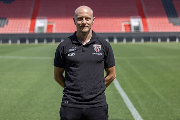 Athletik-Trainer Luca Schuster (FCI) ; FC Ingolstadt 04; 3.Liga, Porträttermin 2022 2023, 3. Liga - FC Ingolstadt 04 Saison 2022 2023
