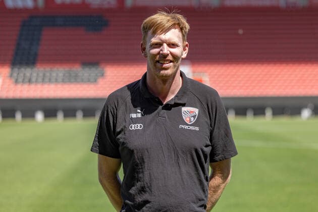 Physio Georg Meyer ; FC Ingolstadt 04; 3.Liga, Porträttermin 2022 2023, 3. Liga - FC Ingolstadt 04 Saison 2022 2023