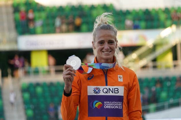 WM 2022 Oregon , Eugene USA, World Athletics, Leichtathletik, athletics, Track and Field, World athletics Championships 2022Oregon Leichtathletik WM 2022 Oregon 15-.07-24..07..2022, Hayward field Eugene, Oregon, Siebenkampf Siegerehrung Anoak Vetter Niederlande