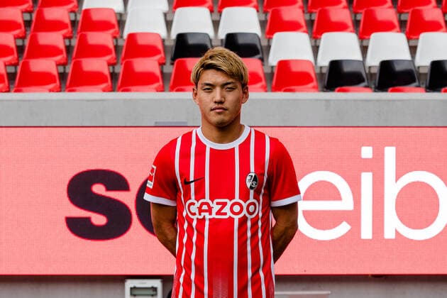 Ritsu Doan (SC Freiburg, 42) SC Freiburg, 1.Bundesliga, Portraittermin 2022 2022, 20.07.2022 DFB DFL REGULATIONS PROHIBIT ANY USE OF PHOTOGRAPHS AS IMAGE SEQUENCES AND OR QUASI-VIDEO SC Freiburg, 1.Bundesliga, Portraittermin 2022 2023, 20.07.2022 Freiburg Copyright: xEibner-Pressefoto RogerxBuerkex EP_EER