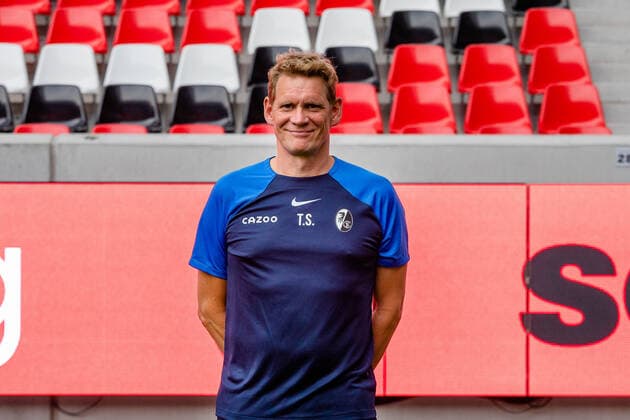 Torge Schwarz Physiotherapeut SC Freiburg, 1.Bundesliga, Portraittermin 2022 2022, 20.07.2022 DFB DFL REGULATIONS PROHIBIT ANY USE OF PHOTOGRAPHS AS IMAGE SEQUENCES AND OR QUASI-VIDEO SC Freiburg, 1.Bundesliga, Portraittermin 2022 2023, 20.07.2022 Freiburg Copyright: xEibner-Pressefoto RogerxBuerkex EP_EER