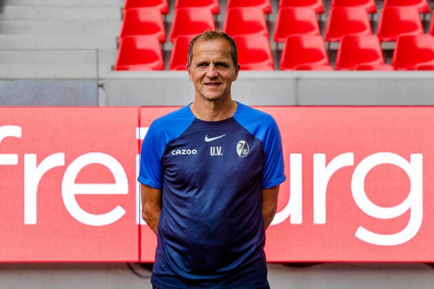 Uwe Vetter Physiotherapeut SC Freiburg, 1.Bundesliga, Portraittermin 2022 2022, 20.07.2022 DFB DFL REGULATIONS PROHIBIT ANY USE OF PHOTOGRAPHS AS IMAGE SEQUENCES AND OR QUASI-VIDEO SC Freiburg, 1.Bundesliga, Portraittermin 2022 2023, 20.07.2022 Freiburg Copyright: xEibner-Pressefoto RogerxBuerkex EP_EER