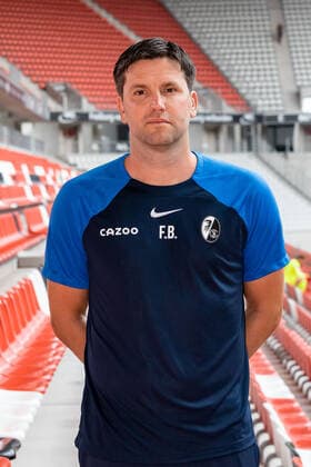 Co Trainer Florian Bruns SC Freiburg, 1.Bundesliga, Portraittermin 2022 2022, 20.07.2022 DFB DFL REGULATIONS PROHIBIT ANY USE OF PHOTOGRAPHS AS IMAGE SEQUENCES AND OR QUASI-VIDEO SC Freiburg, 1.Bundesliga, Portraittermin 2022 2023, 20.07.2022 Freiburg Copyright: xEibner-Pressefoto RogerxBuerkex EP_EER
