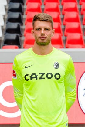 Benjamin Uphoff (SC Freiburg, 01) SC Freiburg, 1.Bundesliga, Portraittermin 2022 2022, 20.07.2022 DFB DFL REGULATIONS PROHIBIT ANY USE OF PHOTOGRAPHS AS IMAGE SEQUENCES AND OR QUASI-VIDEO SC Freiburg, 1.Bundesliga, Portraittermin 2022 2023, 20.07.2022 Freiburg Copyright: xEibner-Pressefoto RogerxBuerkex EP_EER