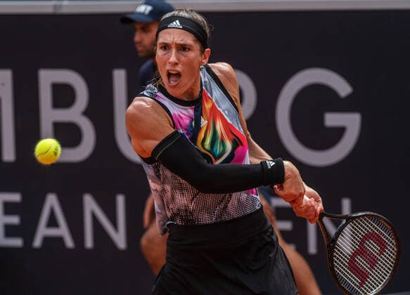 Hamburg European Open 2022 21.07.2022, Tennisanlage am Rothenbaum, Hamburg Andrea PETKOVIC. GER verletzte sich bereits im ersten Satz und schied im zweiten entsprechend aus! Â