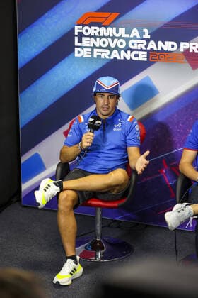 ALONSO Fernando (spa), Alpine F1 Team, portrait during the press conference, PK, Pressekonferenz prior to the Formula 1 Lenovo Grand Prix de France, French Grand Prix 2022, 12th round of the 2022 FIA Formula One World Championship, WM, Weltmeisterschaft from July 22 to 24, 2022 on the Circuit Paul Ricard, in Le Castellet, France - F1 - FRENCH GRAND PRIX 2022 DPPI Panoramic AV6_9617