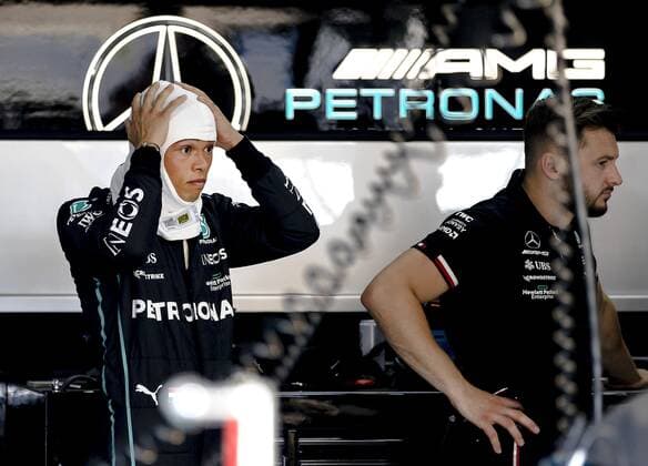 LE CASTELLET - Nyck de Vries in the Mercedes garage testing the Mercedes W13 of Lewis Hamilton (Mercedes) at the Paul Ricard circuit in Le Castellet, France, on July 21, 2022, where the French Grand Prix is scheduled. REMKO DE WAAL F1 Grand Prix of France 2022 xVIxANPxSportx xxANPxIVx