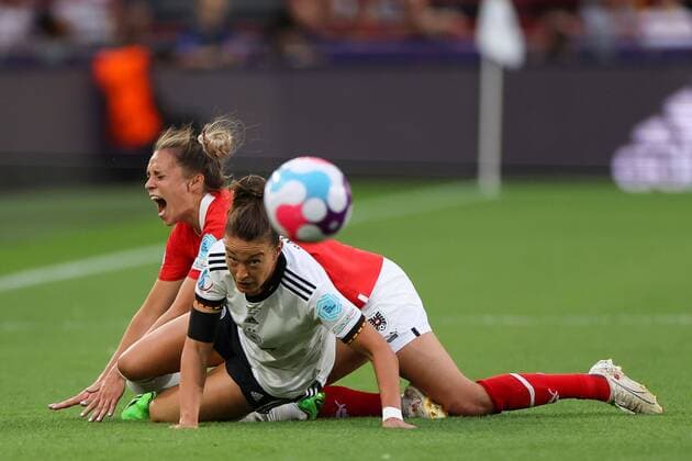Mandatory Credit: Photo by Simon Dael Shutterstock (13040203j) Julia Hickelsberger-Füller of Austria fouled by Felicitas Rauch of Germany Germany v Austria, Womens UEFA European Championship, EM, Europameisterschaft Quarter Final, Football, Brentford Community Stadium, London, UK - 21 Jul 2022 Germany v Austria, Womens UEFA European Championship, Quarter Final, Football, Brentford Community Stadium, London, UK - 21 Jul 2022 Copyright: xSimonxDael Shutterstockx 13040203j
