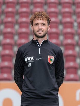 Martin Miller; Physiotherapeut; FC Augsburg; 1. BL, Porträttermin 2022 2023,