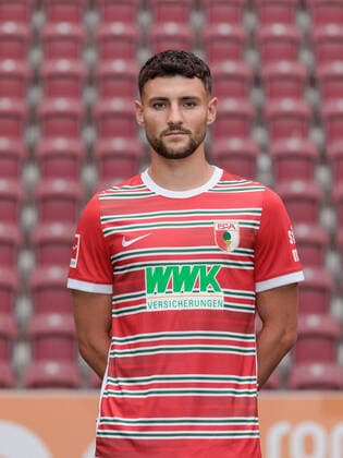 Maximilian Bauer; FC Augsburg; 1. BL, Porträttermin 2022 2023,