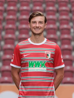 Lukas Petkov; FC Augsburg; 1. BL, Porträttermin 2022 2023,