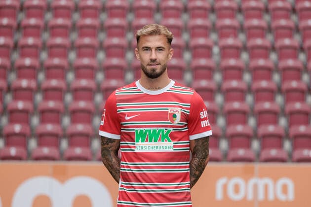 Niklas Dorsch; FC Augsburg; 1. BL, Porträttermin 2022 2023,