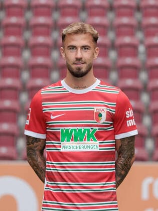 Niklas Dorsch; FC Augsburg; 1. BL, Porträttermin 2022 2023,
