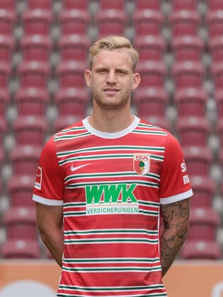 Arne Maier; FC Augsburg; 1. BL, Porträttermin 2022 2023,