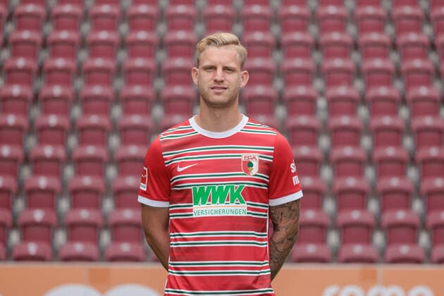 Arne Maier; FC Augsburg; 1. BL, Porträttermin 2022 2023,
