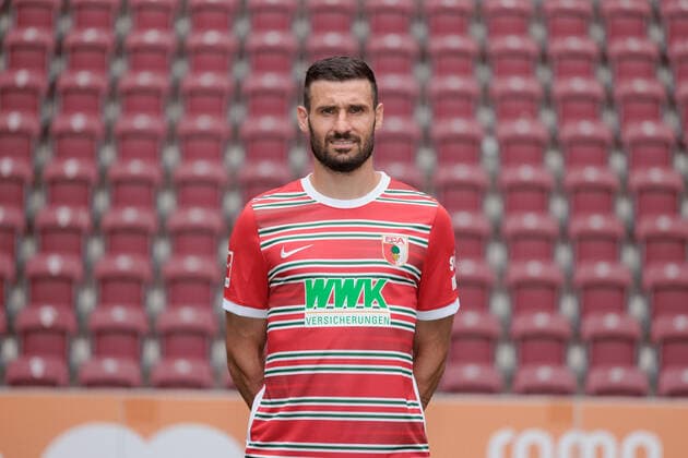Daniel Caligiuri; FC Augsburg; 1. BL, Porträttermin 2022 2023,