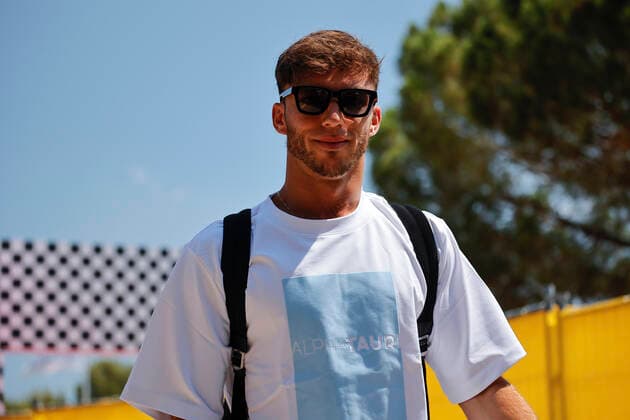 GASLY Pierre (fra), Scuderia AlphaTauri AT03, portrait during the Formula 1 Lenovo Grand Prix de France, French Grand Prix 2022, 12th round of the 2022 FIA Formula One World Championship, WM, Weltmeisterschaft from July 22 to 24, 2022 on the Circuit Paul Ricard, in Le Castellet, France - F1 - FRENCH GRAND PRIX 2022 DPPI Panoramic  0012202800559