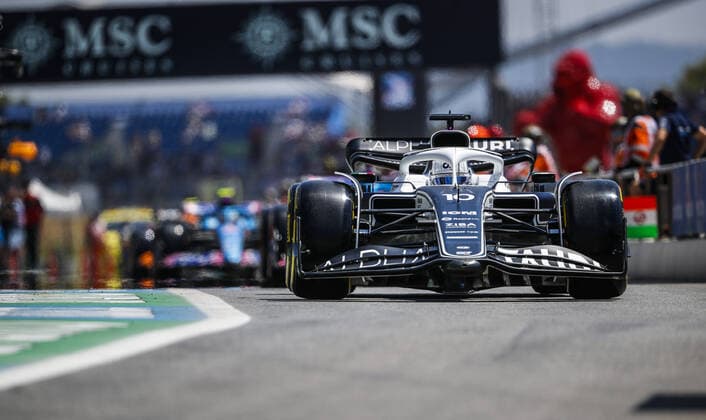 10 GASLY Pierre (fra), Scuderia AlphaTauri AT03, action during the Formula 1 Lenovo Grand Prix de France, French Grand Prix 2022, 12th round of the 2022 FIA Formula One World Championship, WM, Weltmeisterschaft from July 22 to 24, 2022 on the Circuit Paul Ricard, in Le Castellet, France - F1 - FRENCH GRAND PRIX 2022 DPPI Panoramic  _V2_5246