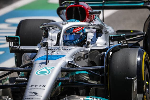 63 RUSSELL George (gbr), Mercedes AMG F1 Team W13, action during the Formula 1 Lenovo Grand Prix de France, French Grand Prix 2022, 12th round of the 2022 FIA Formula One World Championship, WM, Weltmeisterschaft from July 22 to 24, 2022 on the Circuit Paul Ricard, in Le Castellet, France - F1 - FRENCH GRAND PRIX 2022 DPPI Panoramic  _V2_5500