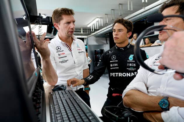 James Vowles (GBR, Mercedes-AMG Petronas F1 Team), 19 Nyck de Vries (NLD, Mercedes-AMG Petronas F1 Team), Toto Wolff (AUT, Mercedes-AMG Petronas F1 Team), F1 Grand Prix of France at Circuit Paul Ricard on July 22, 2022 in Le Castellet, France. (Photo by HOCH ZWEI) Le Castellet France