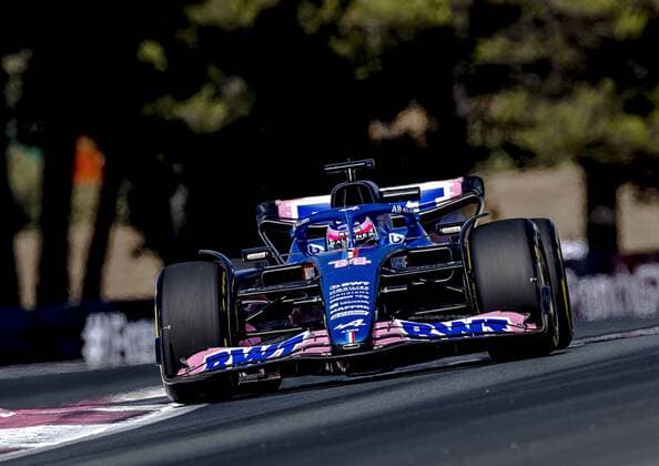 LE CASTELLET - Fernando Alonso (14) with the Alpine A522 during practice 2 ahead of the F1 Grand Prix of France at Circuit Paul Ricard on July 21, 2022 in Le Castellet, France. REMKO DE WAAL F1 Grand Prix of France - Practice 2022 xVIxANPxSportx xxANPxIVx