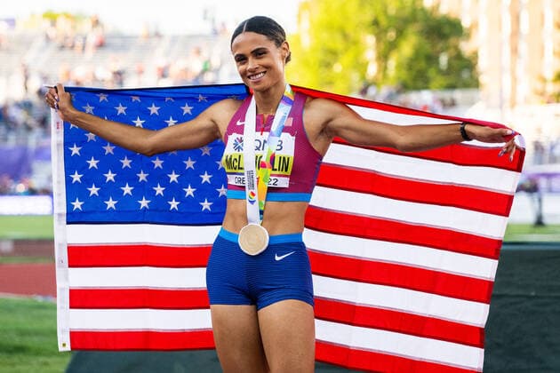 220722 Sarah McLaughlin of USA celebrates winning women s 400 meter hurdles final on a new world record during day 8 of the 2022 World Athletics Championships on July 22, 2022 in Eugene. Photo: Jon Olav Nesvold BILDBYRAN COP 217 JM0336 bbeng friidrott athletics friidrett 2022 world athletics championships world athletics championships oregon22 friidrotts-vm friidretts-vm vm dam jubel Copyright: JONxOLAVxNESVOLD BB220722JE050
