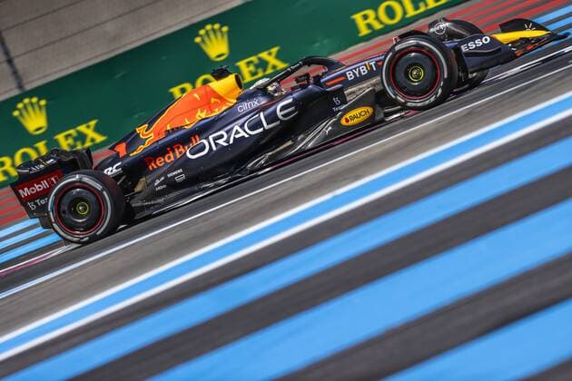 LE CASTELLET - Max Verstappen in his Red Bull during the F1 Grand Prix of France at Circuit Paul Ricard on July 24, 2022 in Le Castellet, France. REMKO DE WAAL F1 Grand Prix of France - Race 2022 xVIxANPxSportx xxANPxIVx