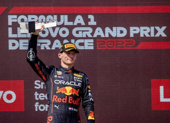 LE CASTELLET - Max Verstappen (Oracle Red Bull Racing) on the podium after winning the F1 Grand Prix of France at Circuit Paul Ricard on July 24, 2022 in Le Castellet, France. REMKO DE WAAL F1 Grand Prix of France - Race 2022 xVIxANPxSportx xxANPxIVx