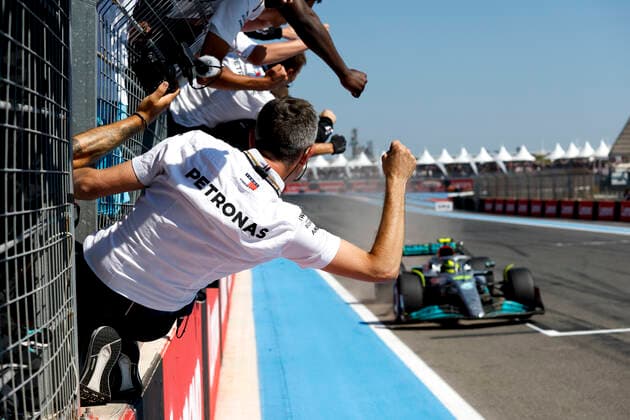 44 Lewis Hamilton (GBR, Mercedes-AMG Petronas F1 Team), F1 Grand Prix of France at Circuit Paul Ricard on July 24, 2022 in Le Castellet, France. (Photo by HOCH ZWEI) Le Castellet France