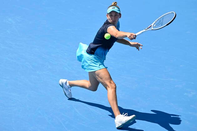 Elise Mertens (BEL) playes in the Livesport Prague Open WTA, Tennis Damen women’s tennis tournament match against Magda Linette (POL) in Prague, Czech Republic, July 25, 2022. (CTKxPhoto MichalxKamaryt) CTKPhotoP2022072504361  kmt