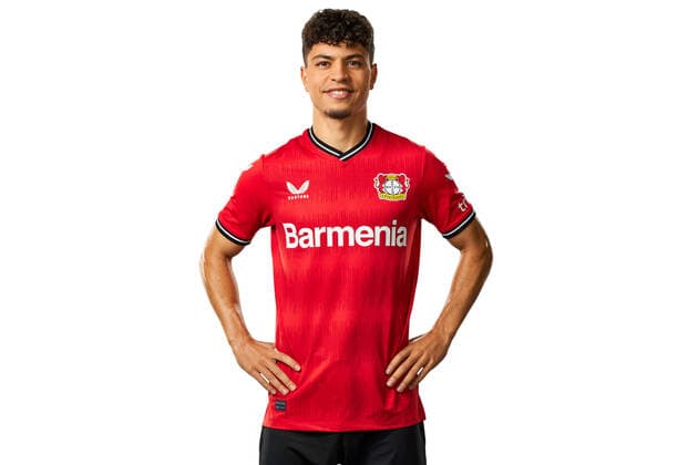 Ayman Azhil; Bayer 04 Leverkusen; 1.BL, Porträttermin 2022 2023,
