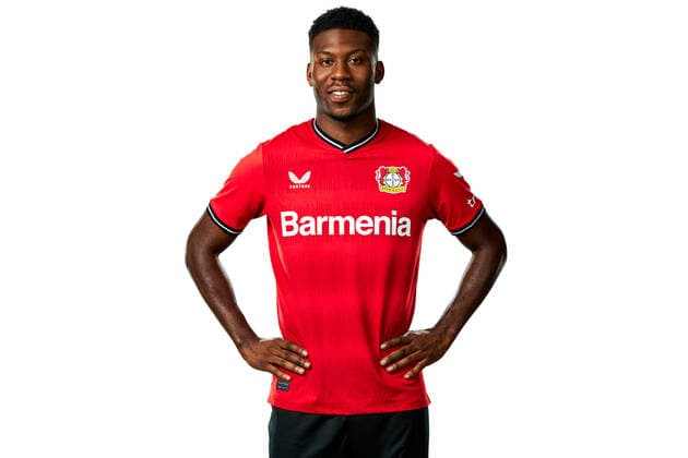 Timothy Fosu-Mensah; Bayer 04 Leverkusen; 1.BL, Porträttermin 2022 2023,