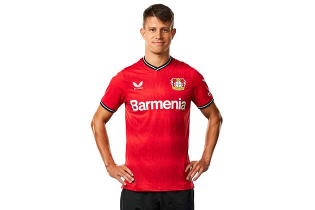 Adam Hlozek; Bayer 04 Leverkusen; 1.BL, Porträttermin 2022 2023,