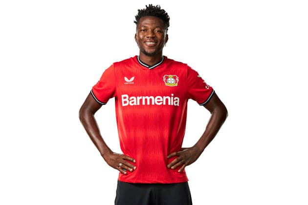 Edmond Tapsoba; Bayer 04 Leverkusen; 1.BL, Porträttermin 2022 2023,