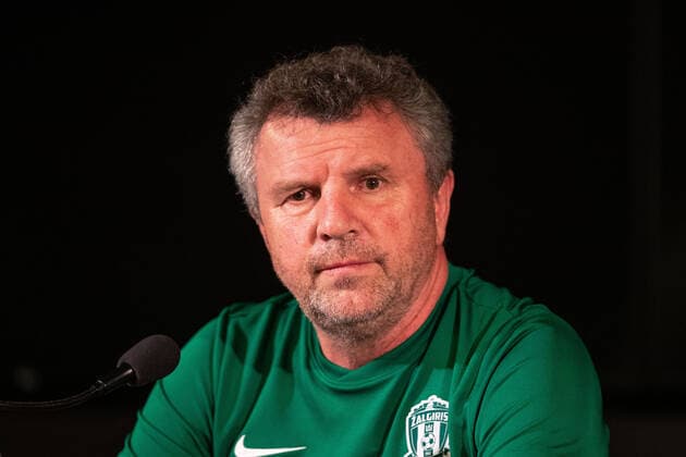 220726 Vladimir Cheburin, head coach during a press conference, PK, Pressekonferenz with Zalgiris Vilnius on July 26, 2022 in Malmö. Photo: Mathilda Ahlberg BILDBYRAN COP 240 MA0280 fotboll football soccer fotball champions league presskonferens press conference Zalgiris Vilnius bbeng Copyright: MATHILDAxAHLBERG BB220726BB355