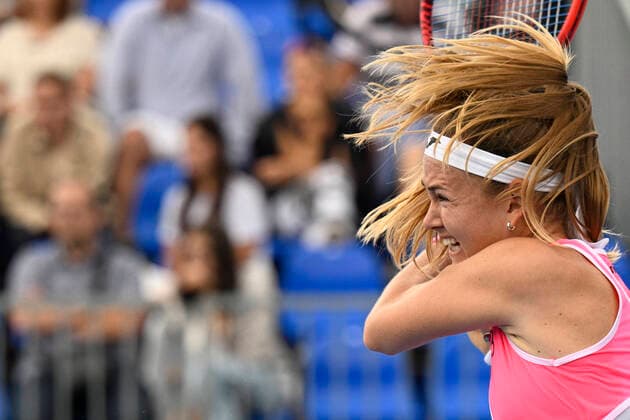 Marie Bouzkova (Czech) in action against Dominika Salkova (Czech) during the Livesport Prague Open WTA, Tennis Damen women’s tennis tournament match in Prague, Czech Republic, on July 27, 2022. (CTKxPhoto MichalxKamaryt) CTKPhotoP2022072705585  kmt