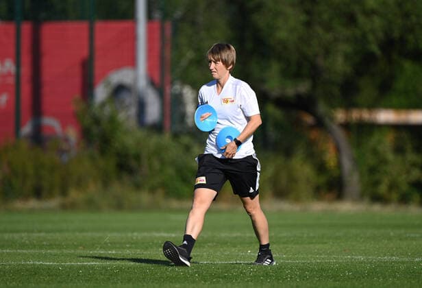 Fussball, Frauen, Saison 2022 2023, Regionalliga Nordost, 1. FC Union Berlin, Training, Trainerin Ailien Poese (1. Frauen 1. FC Union), 28.07. 2022, Copyright: xMatthiasxKochx