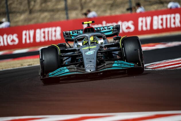 44 HAMILTON Lewis (gbr), Mercedes AMG F1 Team W13, action during the Formula 1 Aramco Magyar Nagydij 2022, Hungarian Grand Prix 2022, 12th round of the 2022 FIA Formula One World Championship, WM, Weltmeisterschaft from July 28 to 31, 2022 on the Hungaroring, in Mogyorod, Hungary - F1 - HUNGARIAN GRAND PRIX 2022 DPPI Panoramic  _F_14986