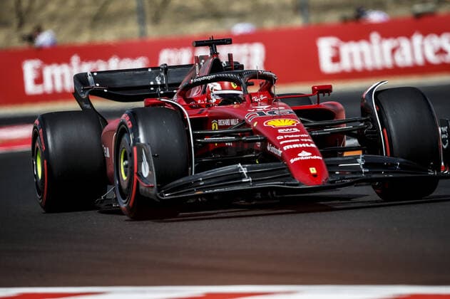 16 LECLERC Charles (mco), Scuderia Ferrari F1-75, action during the Formula 1 Aramco Magyar Nagydij 2022, Hungarian Grand Prix 2022, 12th round of the 2022 FIA Formula One World Championship, WM, Weltmeisterschaft from July 28 to 31, 2022 on the Hungaroring, in Mogyorod, Hungary - F1 - HUNGARIAN GRAND PRIX 2022 DPPI Panoramic  _F_15036