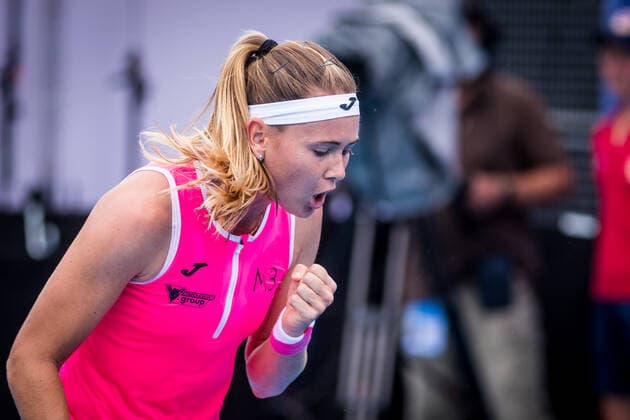 Marie Bouzkova (Czech) reacts during the Livesport Prague Open WTA, Tennis Damen women’s tennis tournament, singles, quarterfinal against Oksana Selekhmeteva (Russia), on July 29, 2022, in Prague, Czech Republic. (CTKxPhoto JaroslavxSvoboda) CTKPhotoP2022072904809  SVO 6