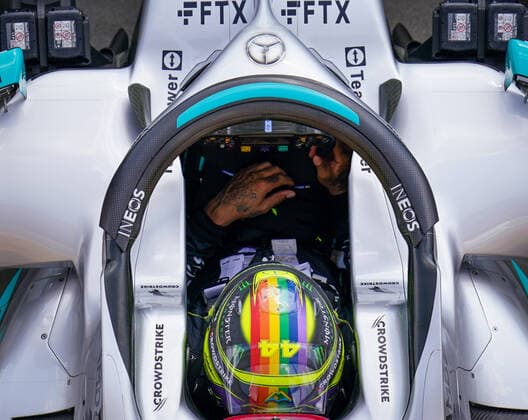 Sport Bilder des Tages FORMULA 1 ARAMCO MAGYAR NAGYDIJ, 29 07 2022 Lewis Hamilton 44 (GBR), Mercedes AMG Petronas W13 overhead view in car during the FORMULA 1 ARAMCO MAGYAR NAGYDIJ at the Hungaroring, Mogyorod, Hungary on 29 July 2022 Editorial Use Only Copyright: xEleanorxHoadx ESM-0598-0003