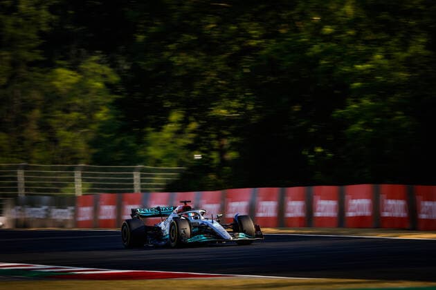 63 RUSSELL George (gbr), Mercedes AMG F1 Team W13, action during the Formula 1 Aramco Magyar Nagydij 2022, Hungarian Grand Prix 2022, 12th round of the 2022 FIA Formula One World Championship, WM, Weltmeisterschaft from July 28 to 31, 2022 on the Hungaroring, in Mogyorod, Hungary - F1 - HUNGARIAN GRAND PRIX 2022 DPPI Panoramic  00122030__V2_4133