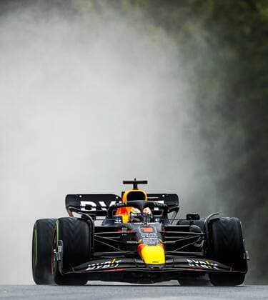 BUDAPEST - Max Verstappen (Oracle Red Bull Racing) in action during practice 3 ahead of the F1 Hungarian Grand Prix at the Hungaroring Circuit on July 30, 2022 in Budapest, Hungary. REMKO DE WAAL Second practice 2022 xVIxANPxSportx xxANPxIVx