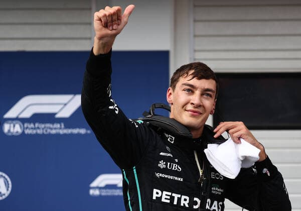 Sport Bilder des Tages F1 Hungarian Grand Prix Qualifying George Russell of Mercedes after the qualifying for the Formula 1 Hungarian Grand Prix at Hungaroring in Budapest, Hungary on July 30, 2022. Budapest Hungary  Copyright: xJakubxPorzyckix originalFilename:porzycki-f1hungar220730_np9aa.jpg