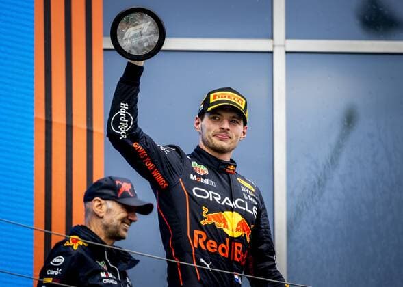 BUDAPEST - Max Verstappen (Oracle Red Bull Racing) wins the Hungarian Grand Prix at the Hungaroring Circuit on July 31, 2022 in Budapest, Hungary. REMKO DE WAAL Match 2022 xVIxANPxSportx xxANPxIVx