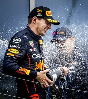 BUDAPEST - Max Verstappen (Oracle Red Bull Racing) wins the Hungarian Grand Prix at the Hungaroring Circuit on July 31, 2022 in Budapest, Hungary. REMKO DE WAAL Match 2022 xVIxANPxSportx xxANPxIVx